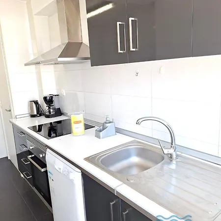 Apartbeach Capri Front Clima Y Wifi Apartment