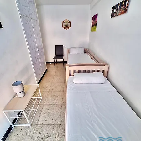 Apartbeach Capri Front Clima Y Wifi Apartment Salou